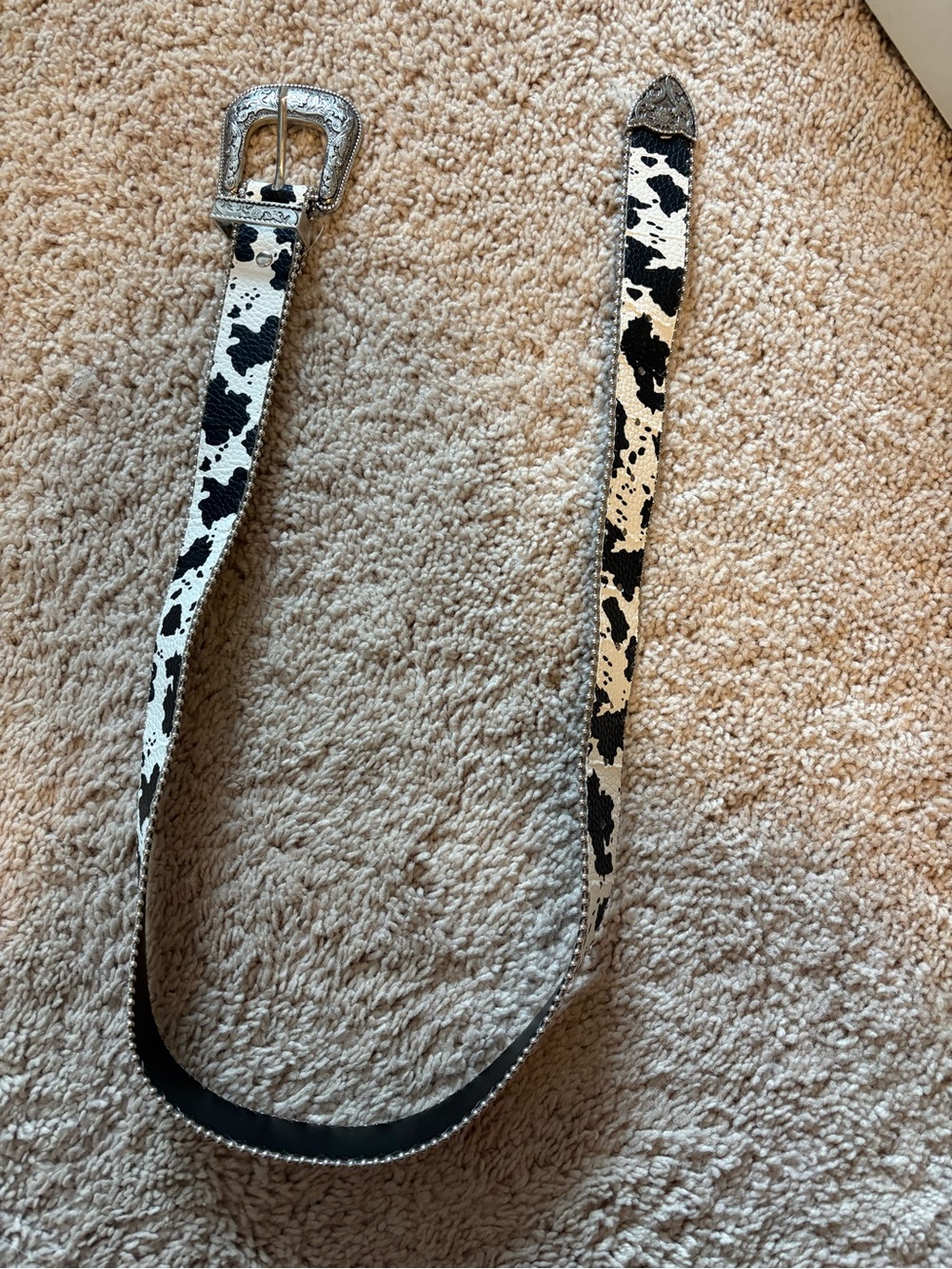 Source Unknown Cow Print Belt with Western Silver Buckle - White & Black